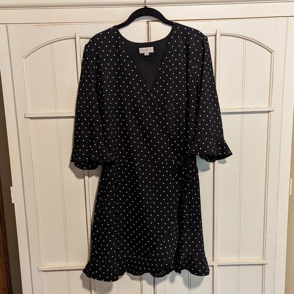 LOFT Black and White Polka-dot Wrap Dress 10 EUC - Picture 5 of 10